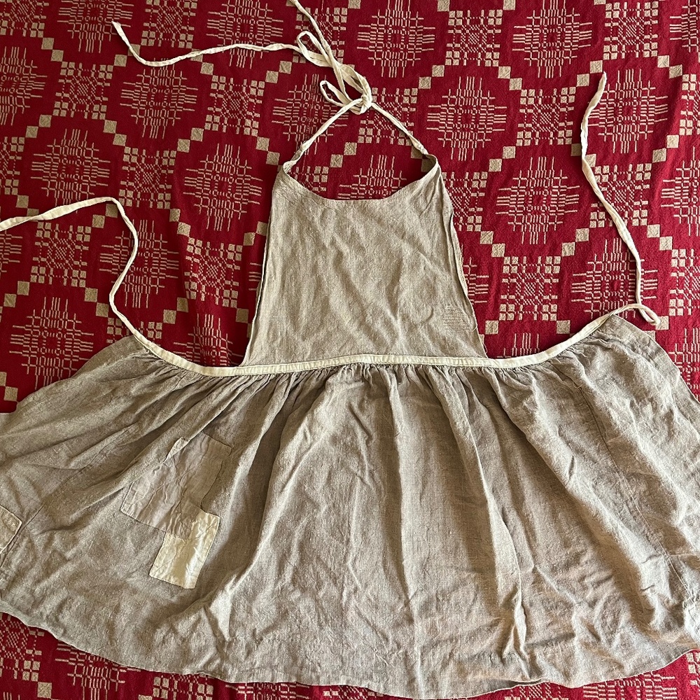 Magnolia Pearl linen apron